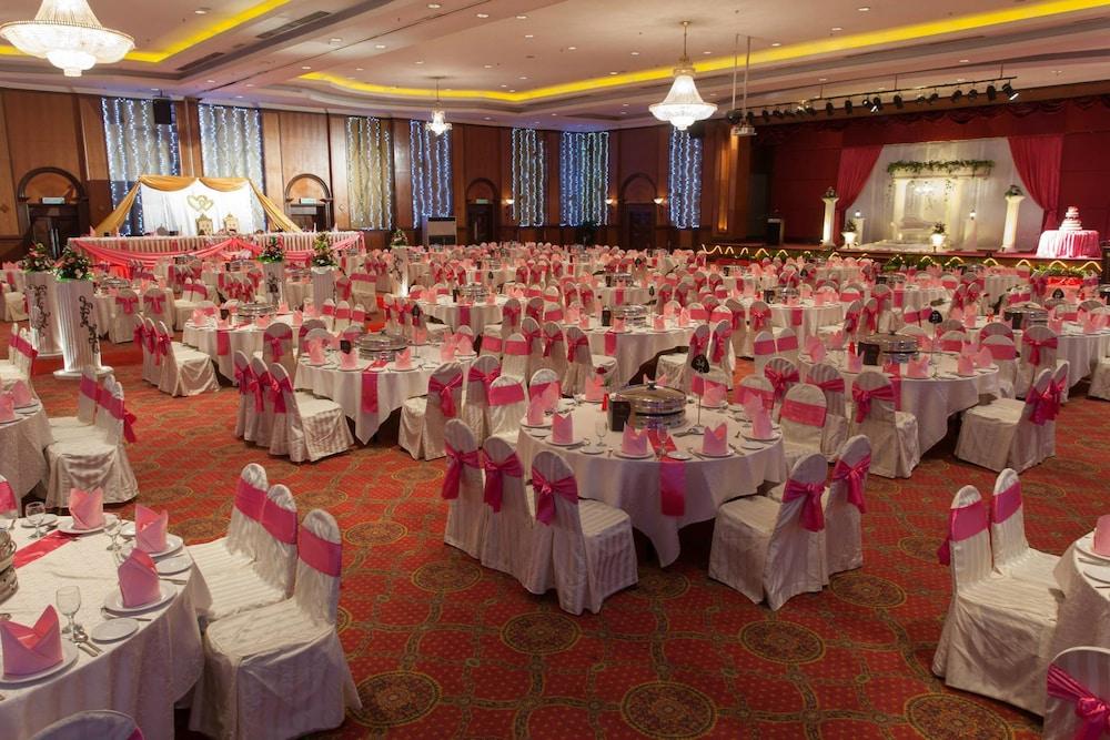 סובאנג ג'איה Summit Hotel Subang Usj מראה חיצוני תמונה