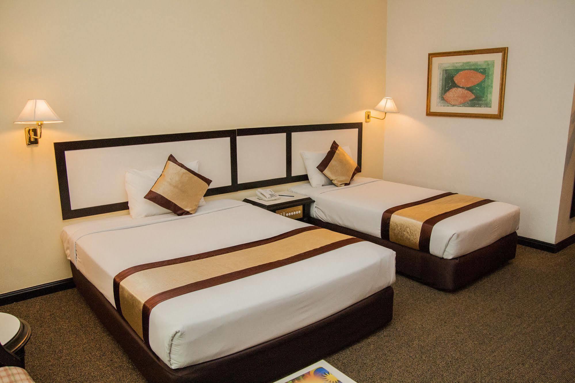 סובאנג ג'איה Summit Hotel Subang Usj מראה חיצוני תמונה